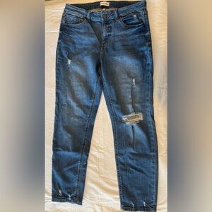 Studio Women's Distressed Denim Jeans